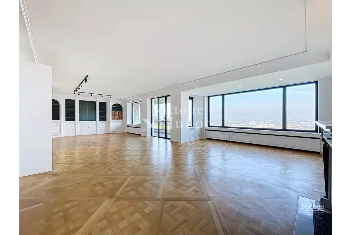 Appartement te  huur in Vorst 1190 2500.00€ 3 slaapkamers 170.00m² - Zoekertje 774936
