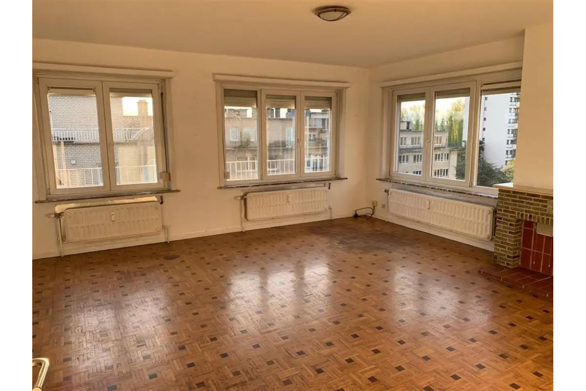Appartement te  huur in Ganshoren 1083 950.00€ 1 slaapkamers m² - Zoekertje 775021