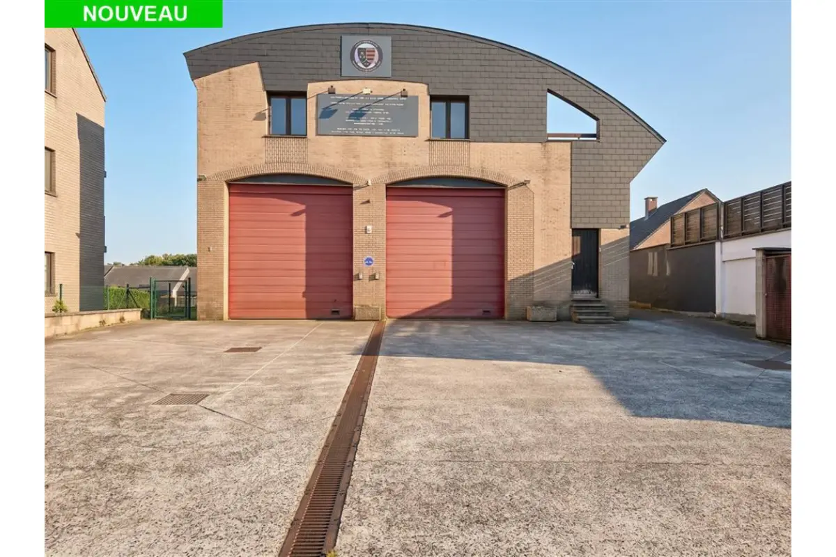 Handelszaak te  huur in Mont-Saint-Guibert 1435 3500.00€  slaapkamers 750.00m² - Zoekertje 774341