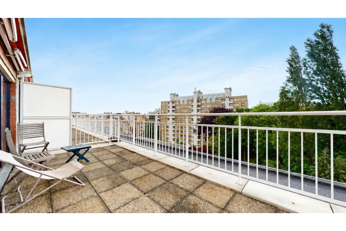 Appartement te  koop in Sint-Lambrechts-Woluwe 1200 250000.00€ 1 slaapkamers 65.00m² - Zoekertje 774588