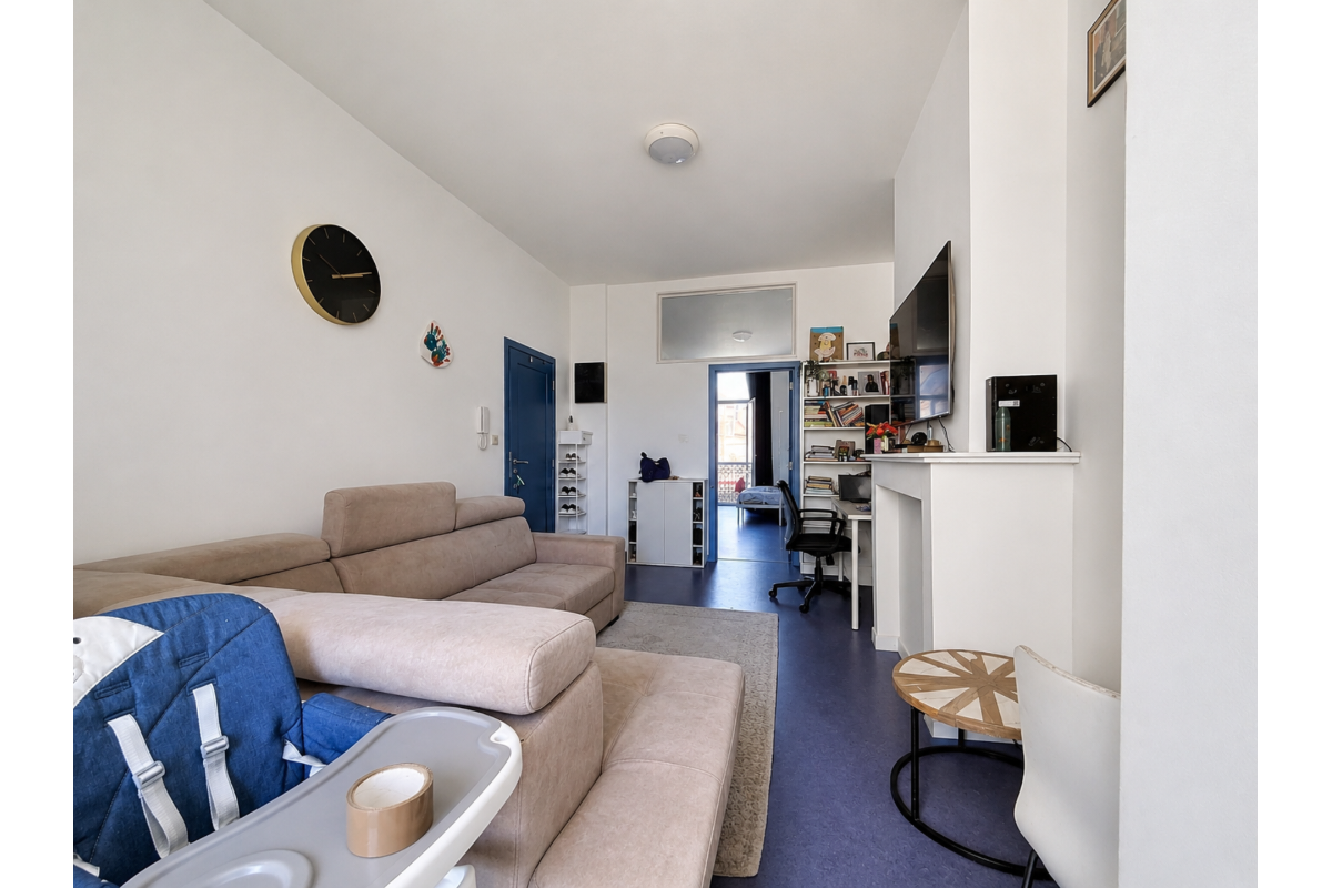 Appartement te  in Sint-Gillis 1060 225000.00€ 2 slaapkamers 69.00m² - Zoekertje 775224