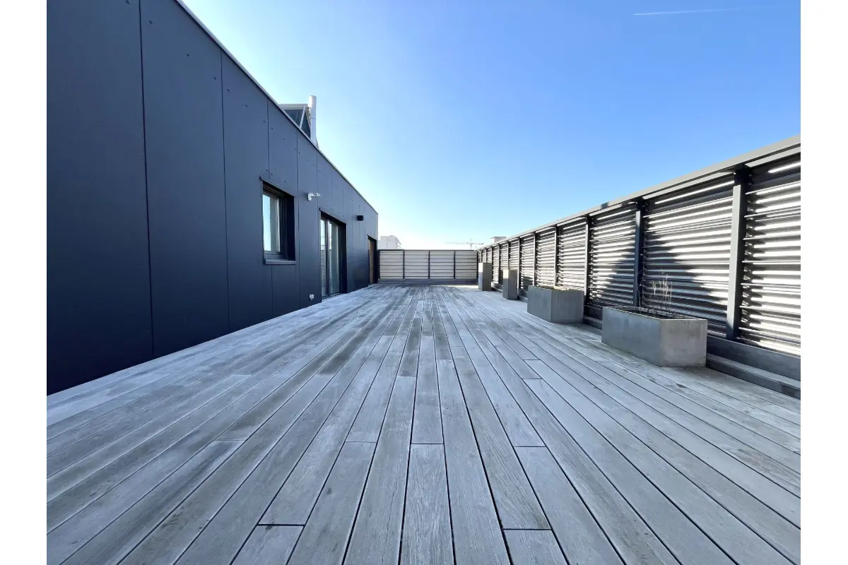 Appartement te  huur in Etterbeek 1040 3200.00€ 3 slaapkamers 150.00m² - Zoekertje 774328