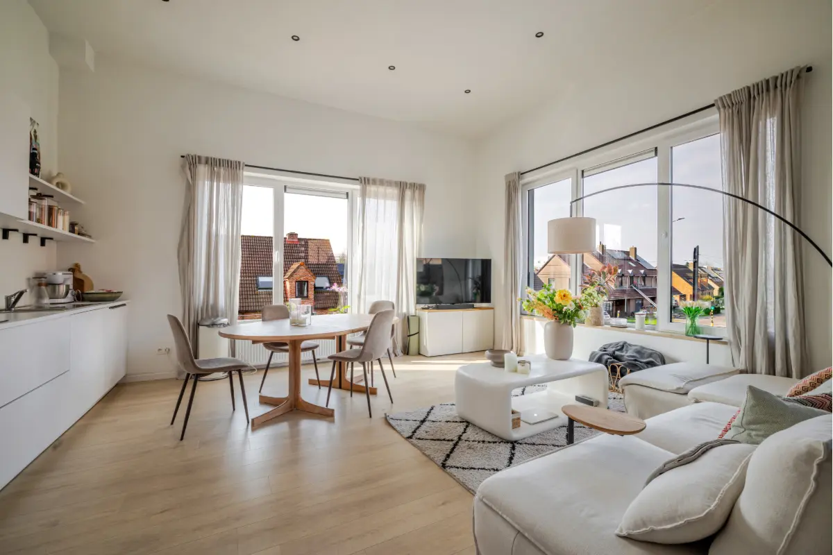 Huis te  koop in Zwijnaarde 9052 389000.00€ 1 slaapkamers 120.00m² - Zoekertje 774242