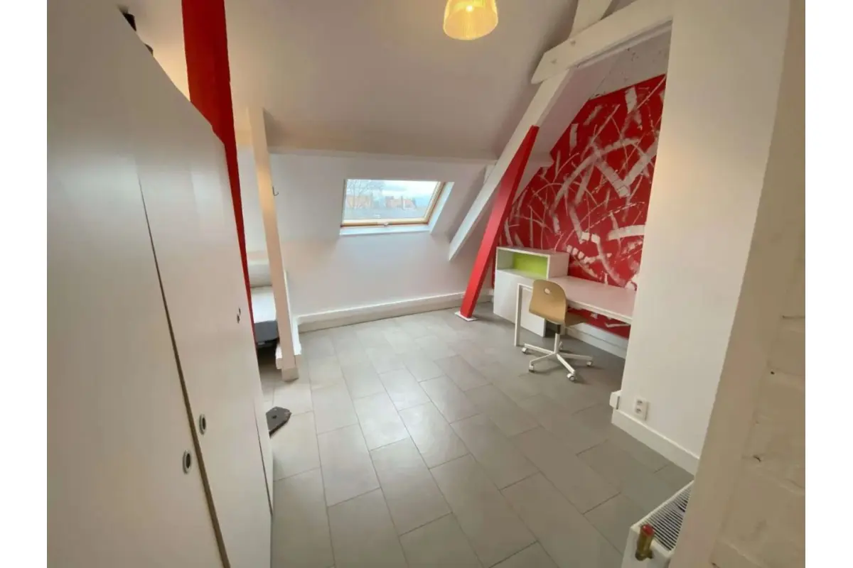 Appartement te  huur in Vorst 1190 1025.00€  slaapkamers 20.00m² - Zoekertje 774275