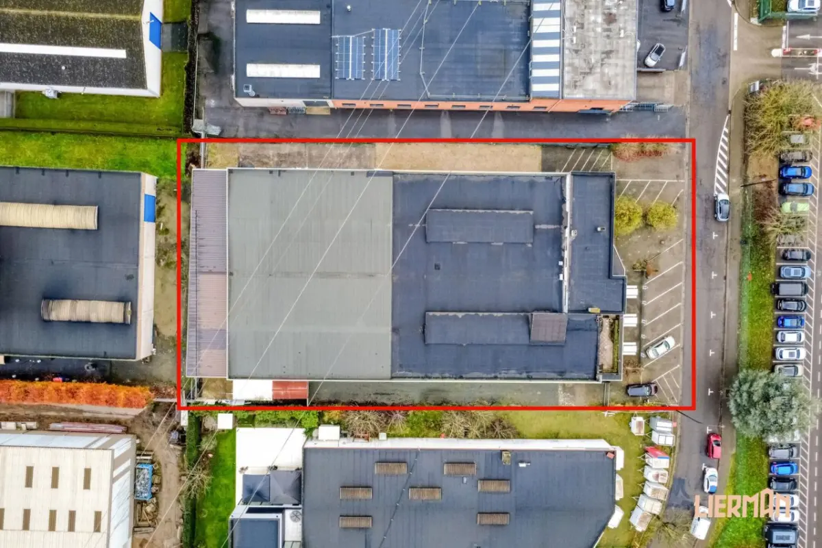 Commerce à vendre à Alost 9300 1745000.00€  chambres m² - annonce 774869