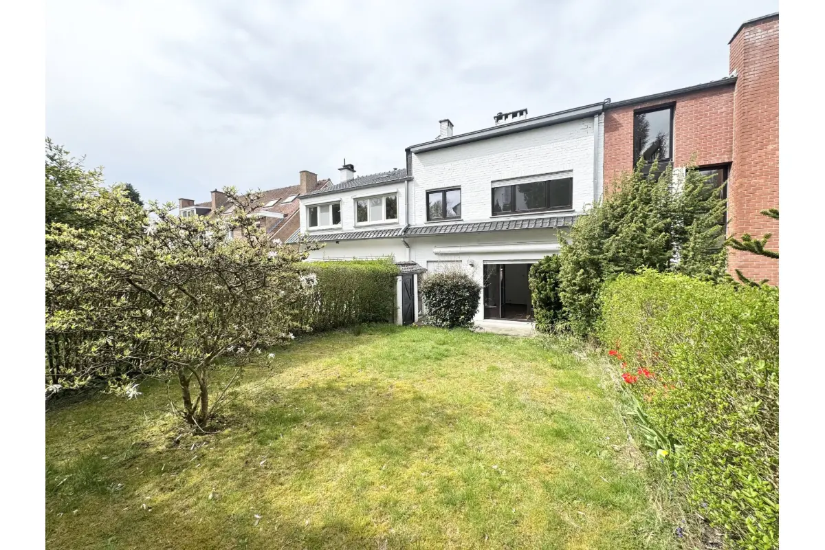 Maison à louer à Auderghem 1160 2100.00€ 3 chambres m² - annonce 774598