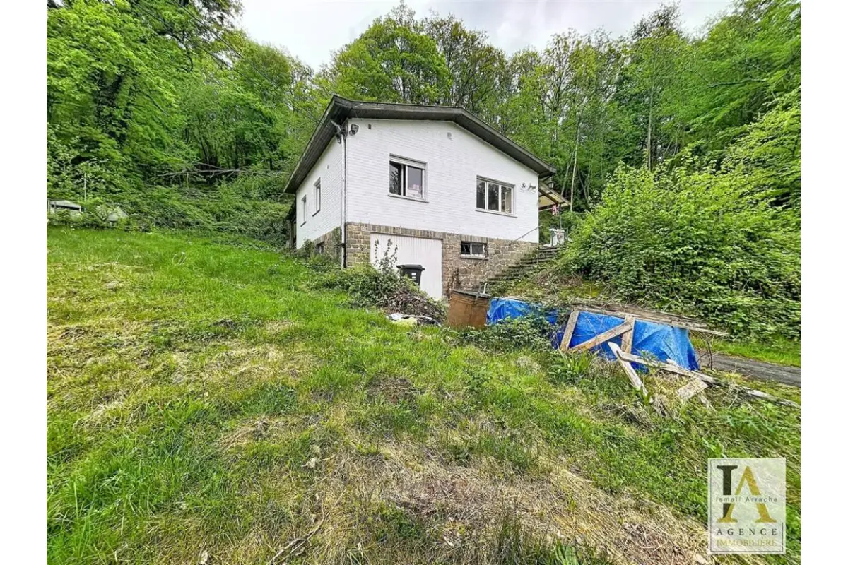 Bungalow te  koop in Ferrières 4190 215000.00€ 2 slaapkamers 103.00m² - Zoekertje 774400