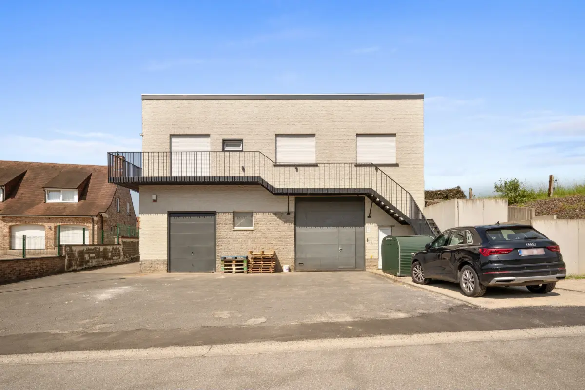 Commerce à vendre à Schepdael 1703 0.00€  chambres 680.00m² - annonce 774940