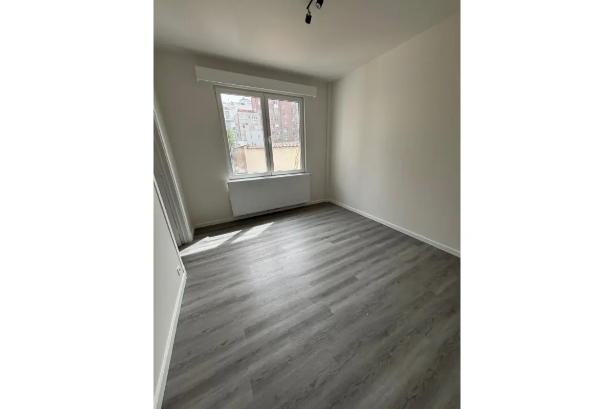 Appartement te  huur in Vorst 1190 780.00€ 1 slaapkamers 45.00m² - Zoekertje 774496