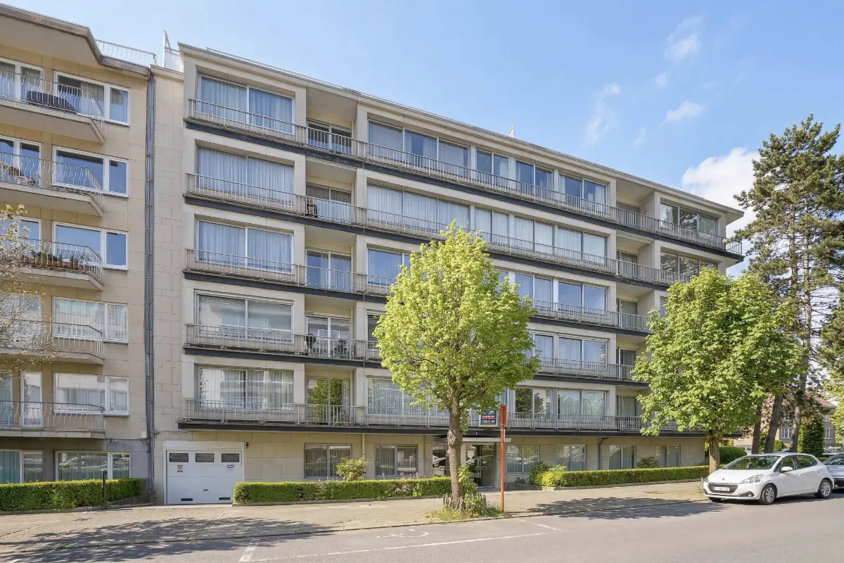 Appartement te  koop in Sint-Lambrechts-Woluwe 1200 325000.00€ 2 slaapkamers 92.00m² - Zoekertje 774625