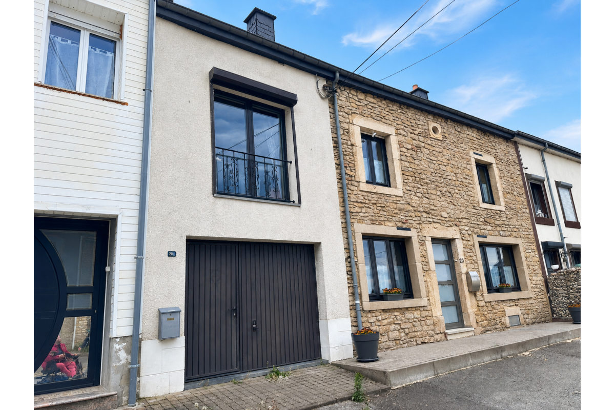 Huis te  koop in Florenville 6820 139000.00€ 2 slaapkamers 96.00m² - Zoekertje 774232
