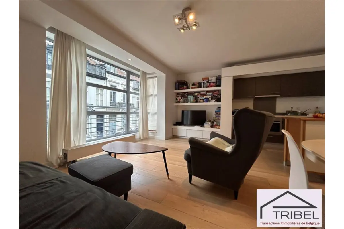 Appartement te  in Elsene 1050 1100.00€ 1 slaapkamers 75.00m² - Zoekertje 774962