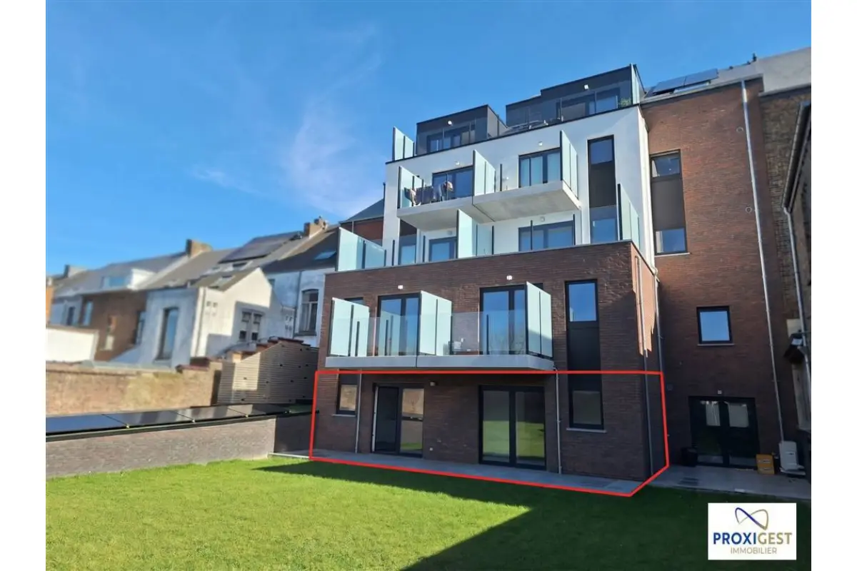 Handelszaak te  huur in Namen 5000 1350.00€ 3 slaapkamers 102.00m² - Zoekertje 774440