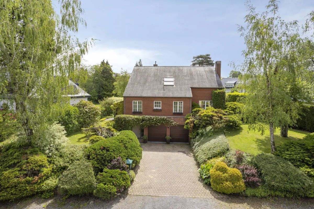 Huis te  koop in Sint-Genesius-Rode 1640 1250000.00€ 4 slaapkamers 275.00m² - Zoekertje 774251