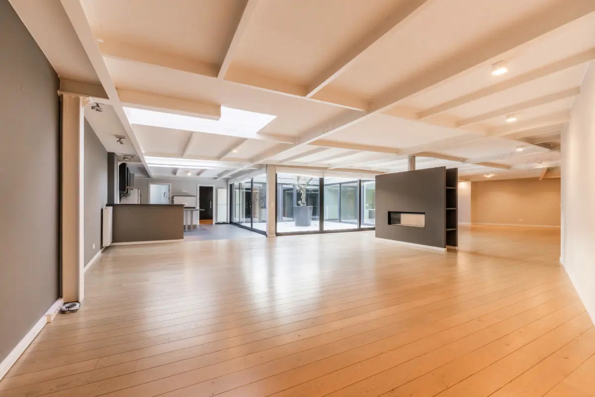 Appartement te  huur in Etterbeek 1040 4500.00€ 4 slaapkamers 320.00m² - Zoekertje 774599