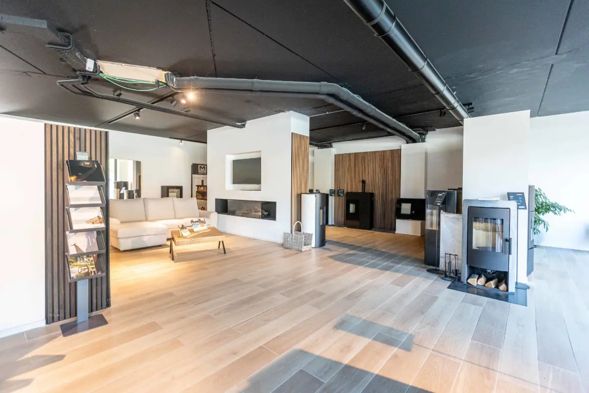 Handelszaak te  huur in Eigenbrakel 1420 3470.00€  slaapkamers 244.00m² - Zoekertje 774331