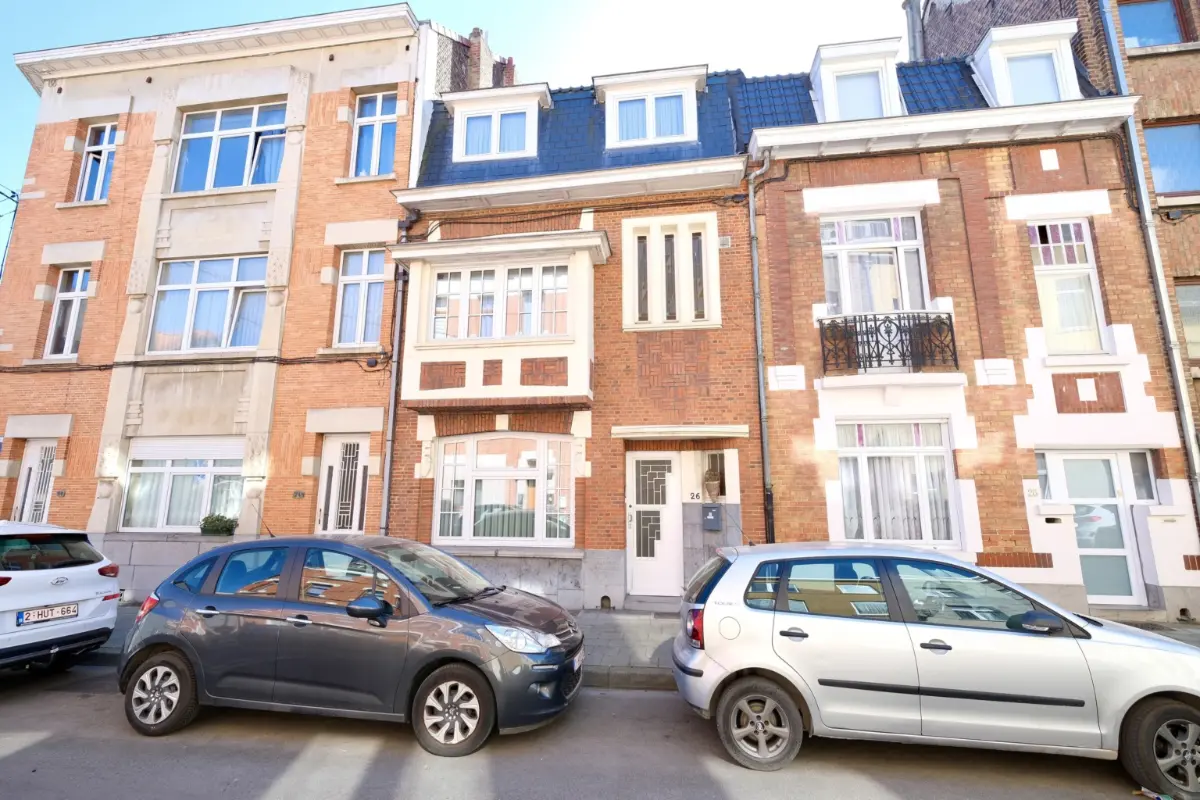 Huis te  koop in Koekelberg 1081 399000.00€ 4 slaapkamers 140.00m² - Zoekertje 776021