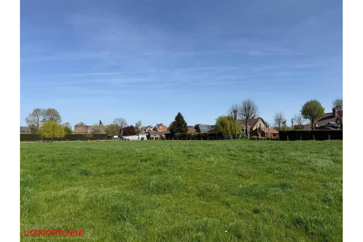 Terrain à vendre à Peissant 7120 130000.00€  chambres m² - annonce 775477