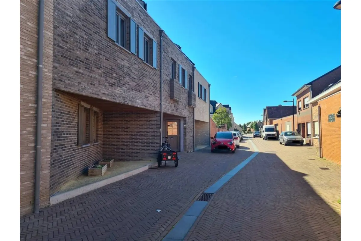 Rez-de-chaussée à louer à Retie 2470 800.00€ 1 chambres 81.00m² - annonce 775962