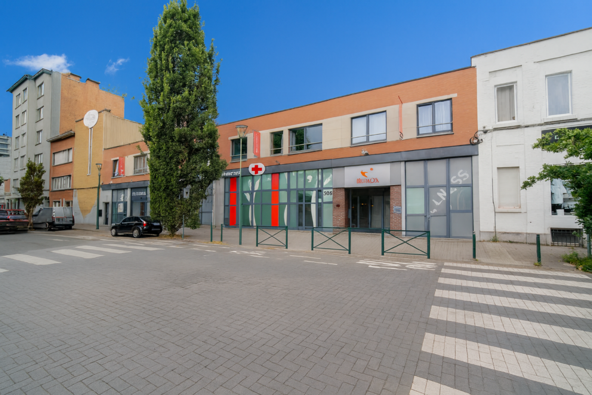 Commerce à vendre à Molenbeek-Saint-Jean 1080 1595000.00€  chambres 400.00m² - annonce 776192