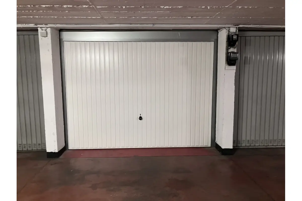 Parking / garage à vendre à Molenbeek-Saint-Jean 1080 30000.00€  chambres m² - annonce 777053
