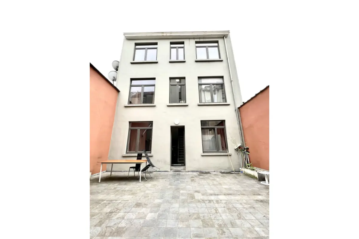 Immeuble de rapport - Immeuble à appartement à vendre à Bruxelles 1000 445000.00€ 3 chambres 126.00m² - annonce 777254
