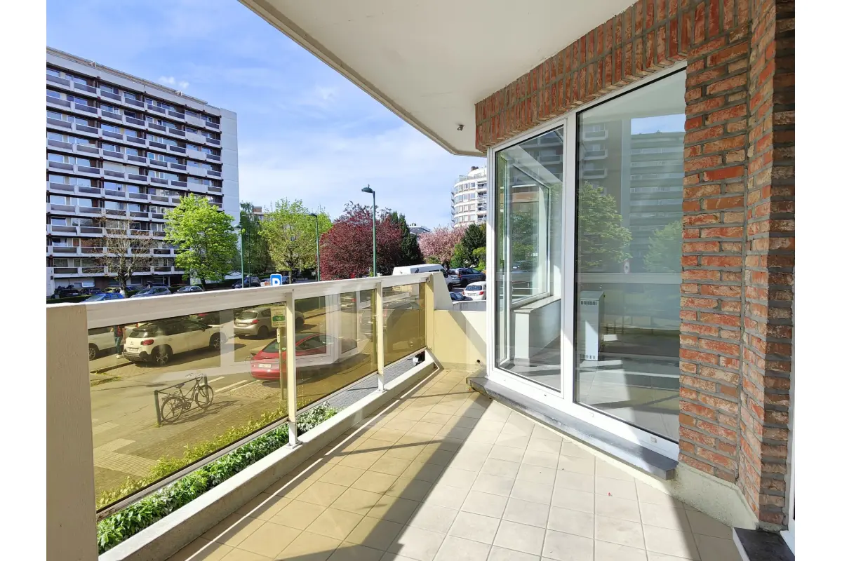 Appartement te  koop in Sint-Jans-Molenbeek 1080 259000.00€ 2 slaapkamers 103.00m² - Zoekertje 776815