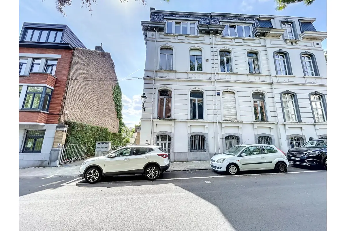 Immeuble de rapport - Immeuble à appartement à vendre à Uccle 1180 1750000.00€  chambres 730.00m² - annonce 777759