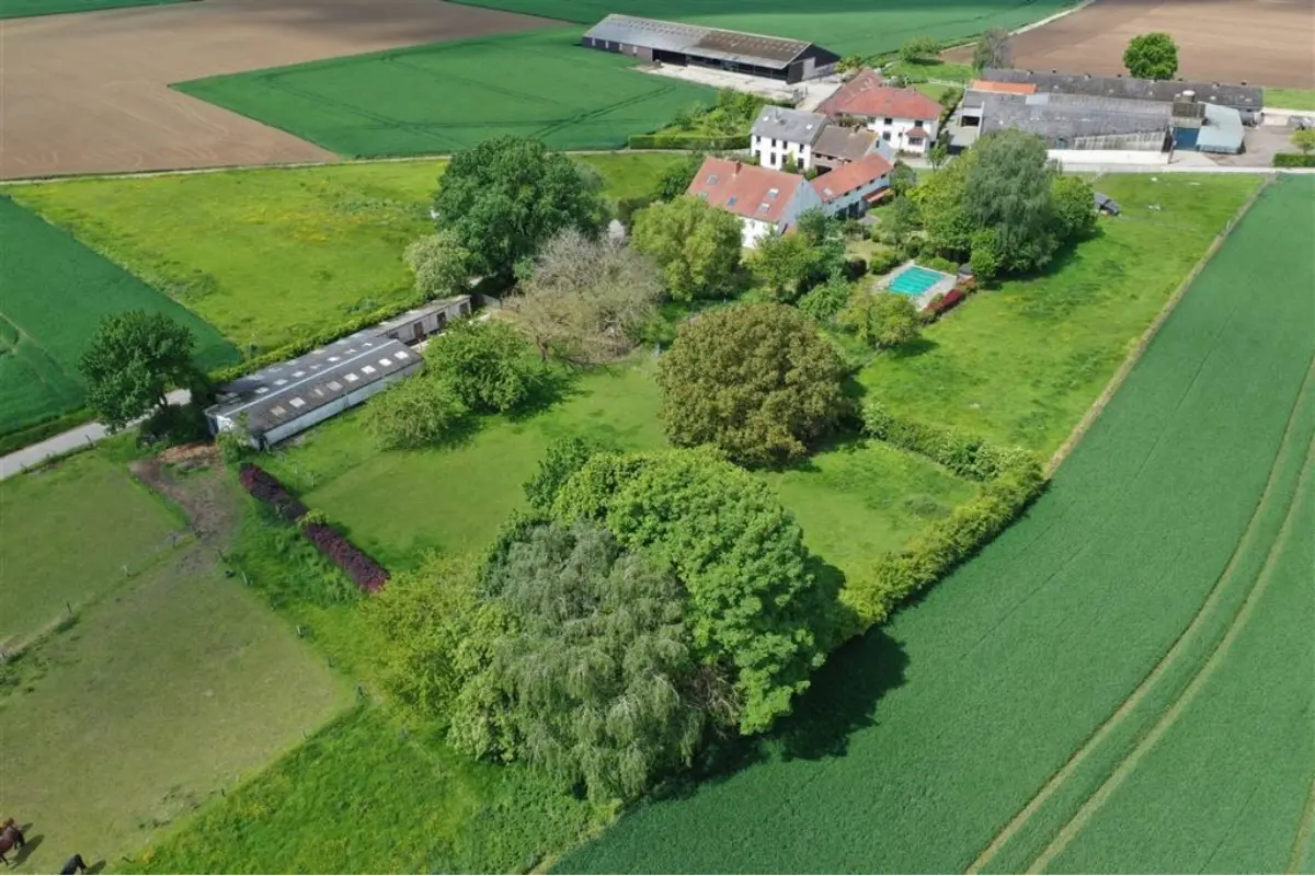 Autre à vendre à Incourt 1315 995000.00€ 9 chambres 561.00m² - annonce 777811