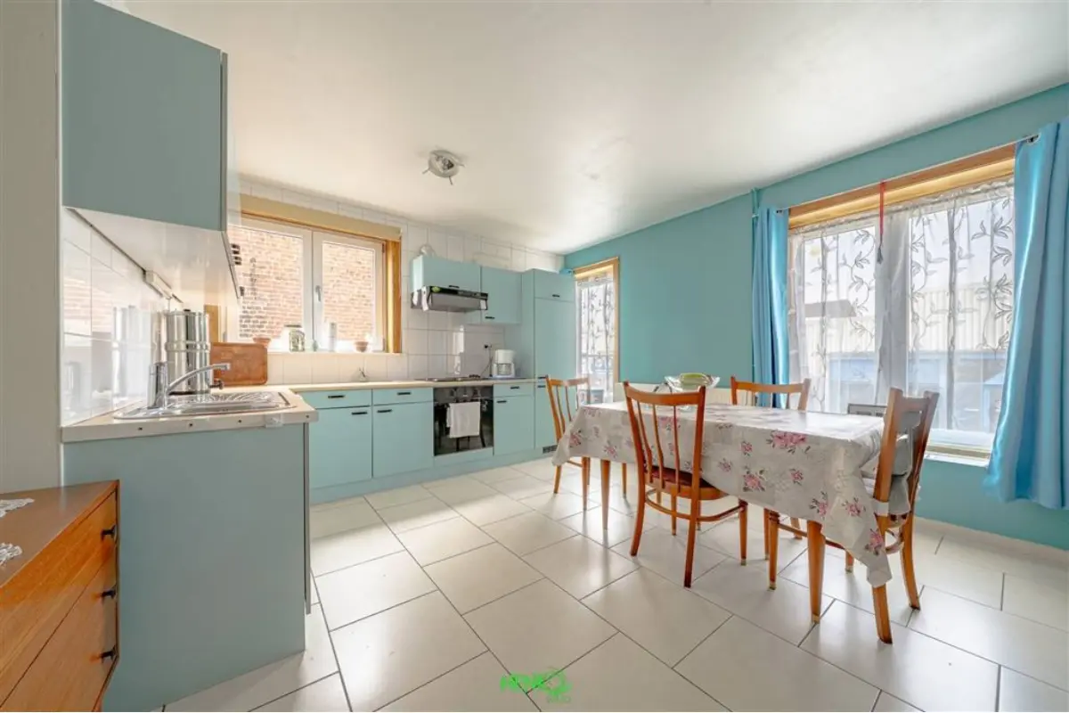 Appartement te  koop in Moeskroen 7700 179000.00€ 3 slaapkamers 93.00m² - Zoekertje 776726