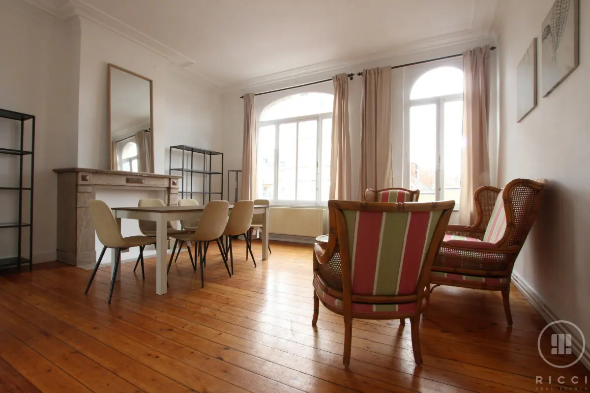 Triplex te  huur in Etterbeek 1040 3000.00€ 5 slaapkamers 115.00m² - Zoekertje 777067
