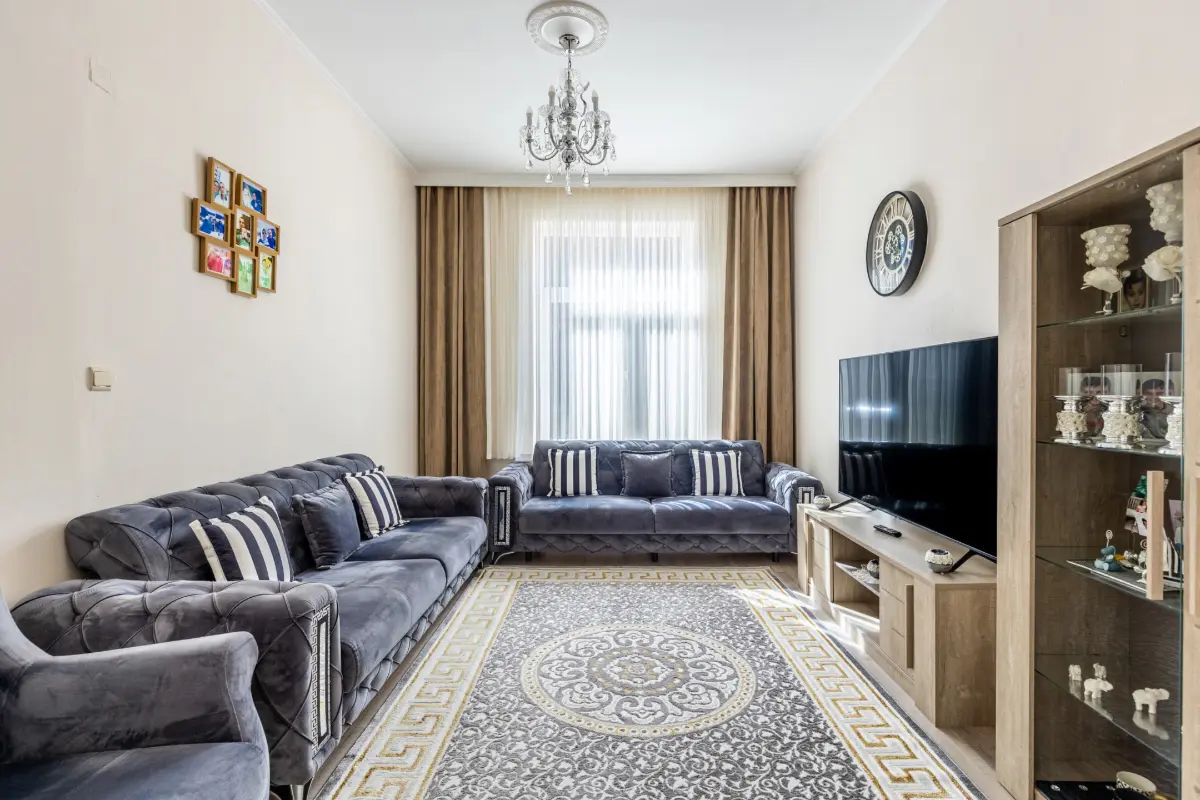 Mixgebouw te  koop in Schaarbeek 1030 599000.00€ 5 slaapkamers 242.00m² - Zoekertje 776895