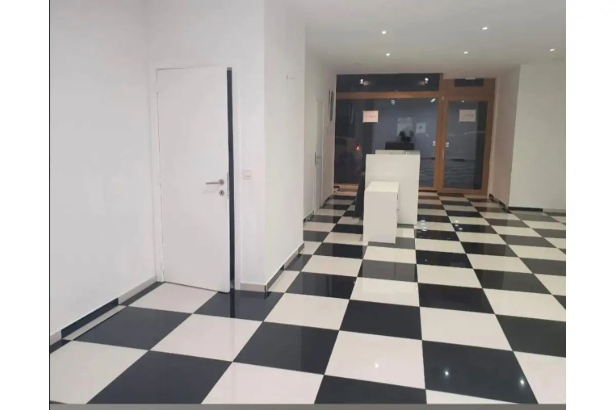 Commerce à vendre à Laeken 1020 195000.00€  chambres 75.00m² - annonce 776792