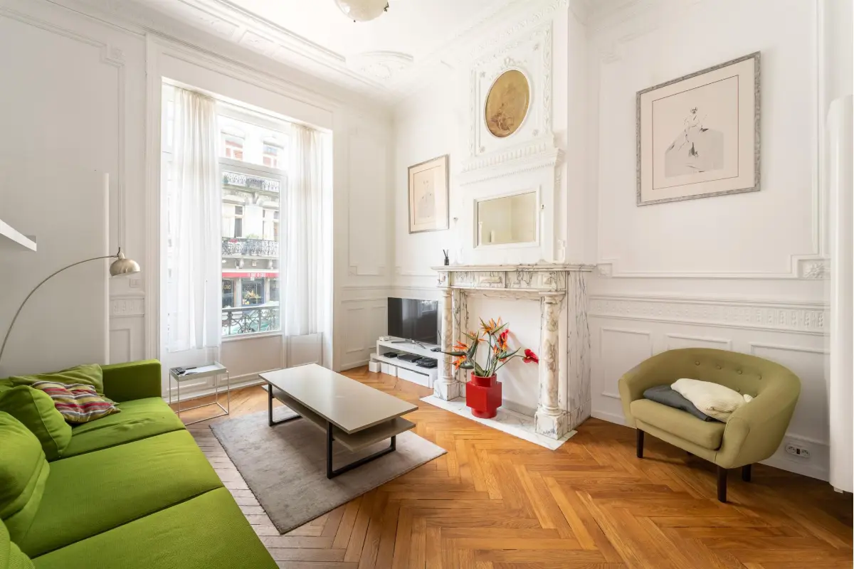 Rez-de-chaussée à louer à Ixelles 1050 2300.00€ 2 chambres 139.00m² - annonce 777499