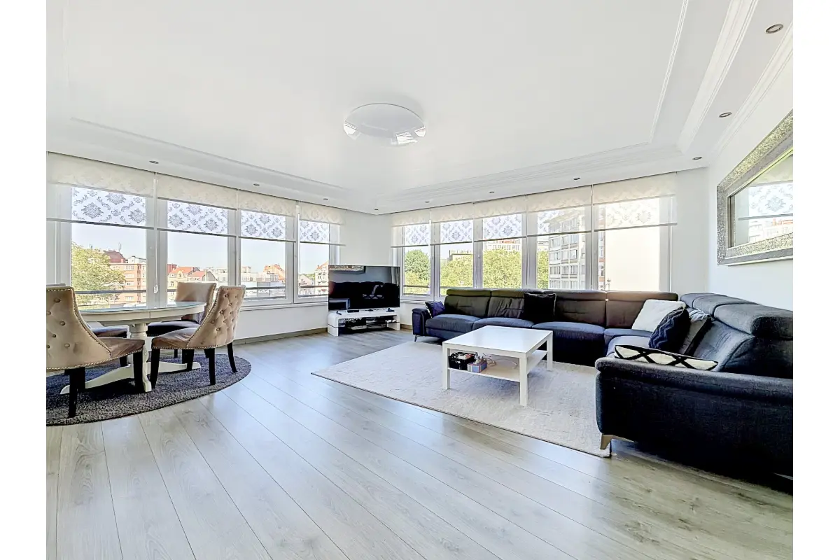 Appartement te  koop in Schaarbeek 1030 340000.00€ 2 slaapkamers 90.00m² - Zoekertje 776758
