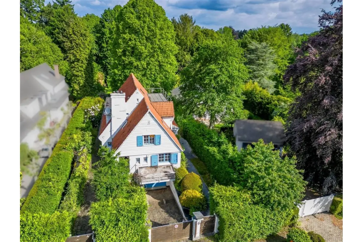 Maison à vendre à Uccle 1180 1550000.00€ 4 chambres 250.00m² - annonce 778600