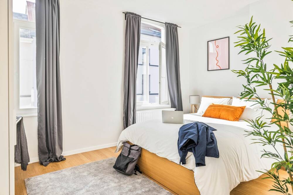 Appartement à louer à Saint-Gilles 1060 930.00€ 1 chambres 299.00m² - annonce 778850