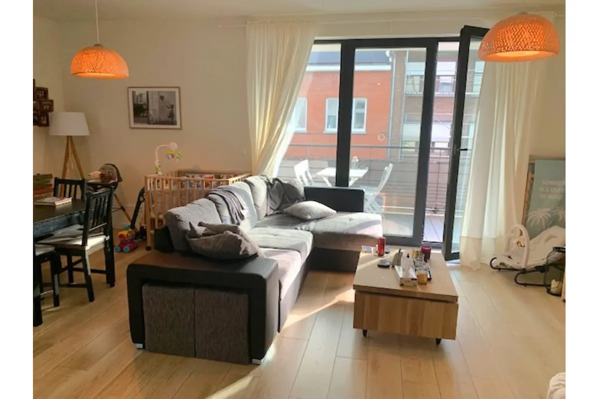 Appartement te  huur in Ukkel 1180 1325.00€ 2 slaapkamers 93.00m² - Zoekertje 778252