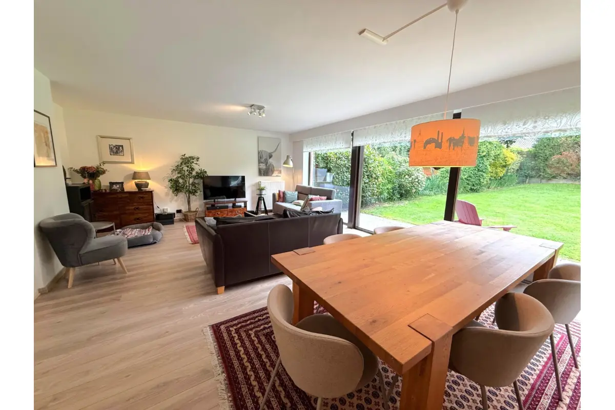 Maison à louer à Woluwe-Saint-Pierre 1150 2980.00€ 5 chambres 207.00m² - annonce 778569