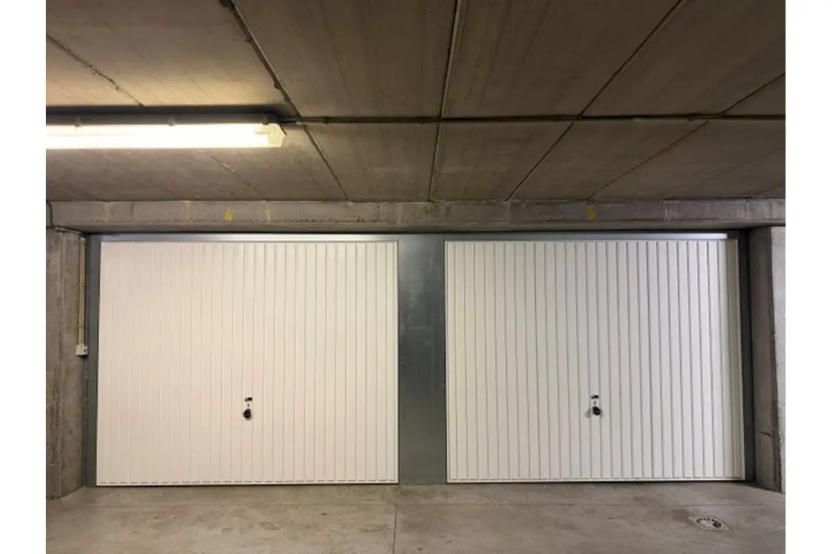 Parking / garage à vendre à Woluwe-Saint-Lambert 1200 70000.00€  chambres m² - annonce 778510