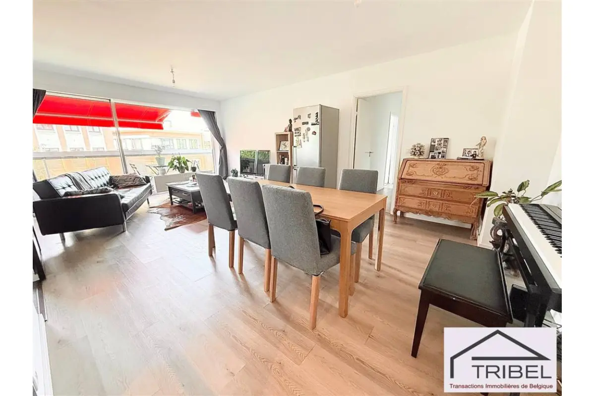 Appartement te  in Vorst 1190 1350.00€ 2 slaapkamers 85.00m² - Zoekertje 778431