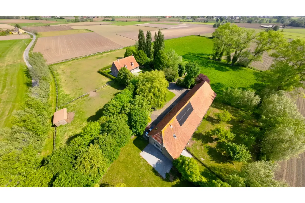 Ferme à vendre à Torhout 8820 995000.00€ 4 chambres 243.00m² - annonce 778735