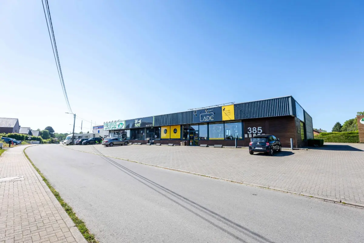 Commerce à louer à Gembloux 5030 2100.00€  chambres 250.00m² - annonce 779535