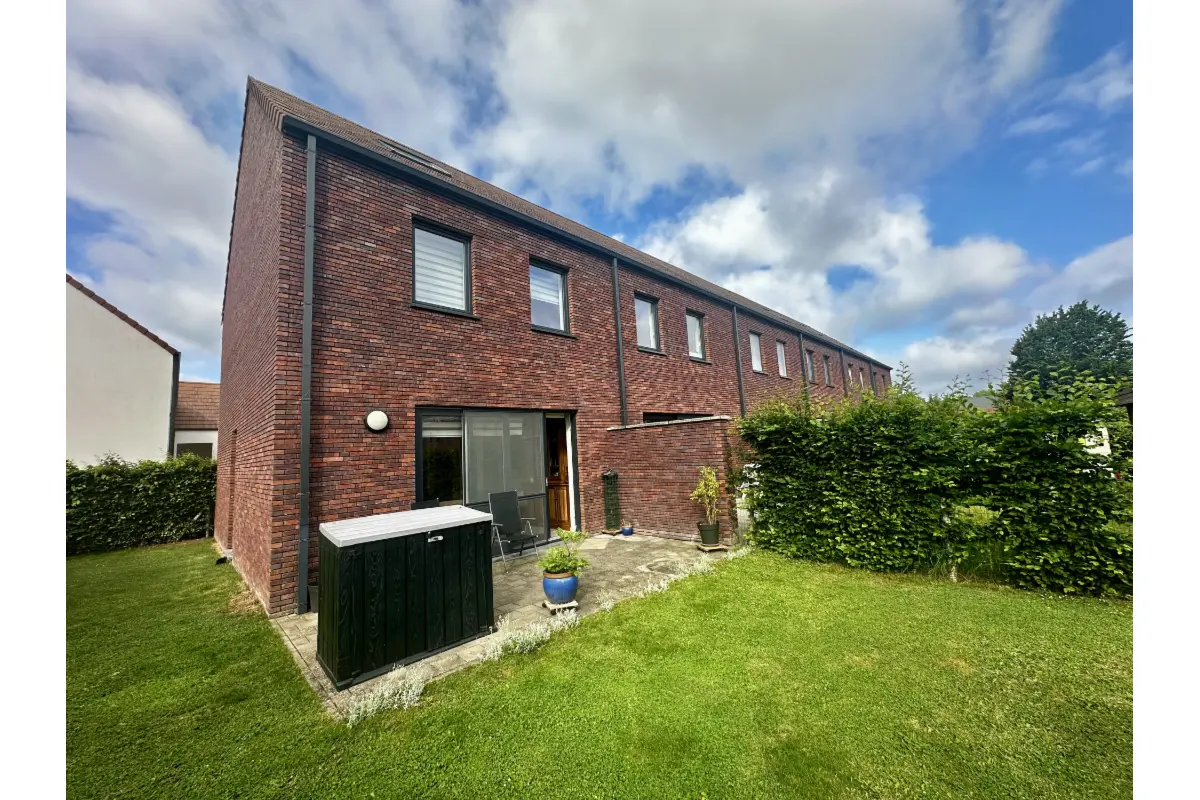 Huis te  huur in Aat 7800 1190.00€ 4 slaapkamers 130.00m² - Zoekertje 779358