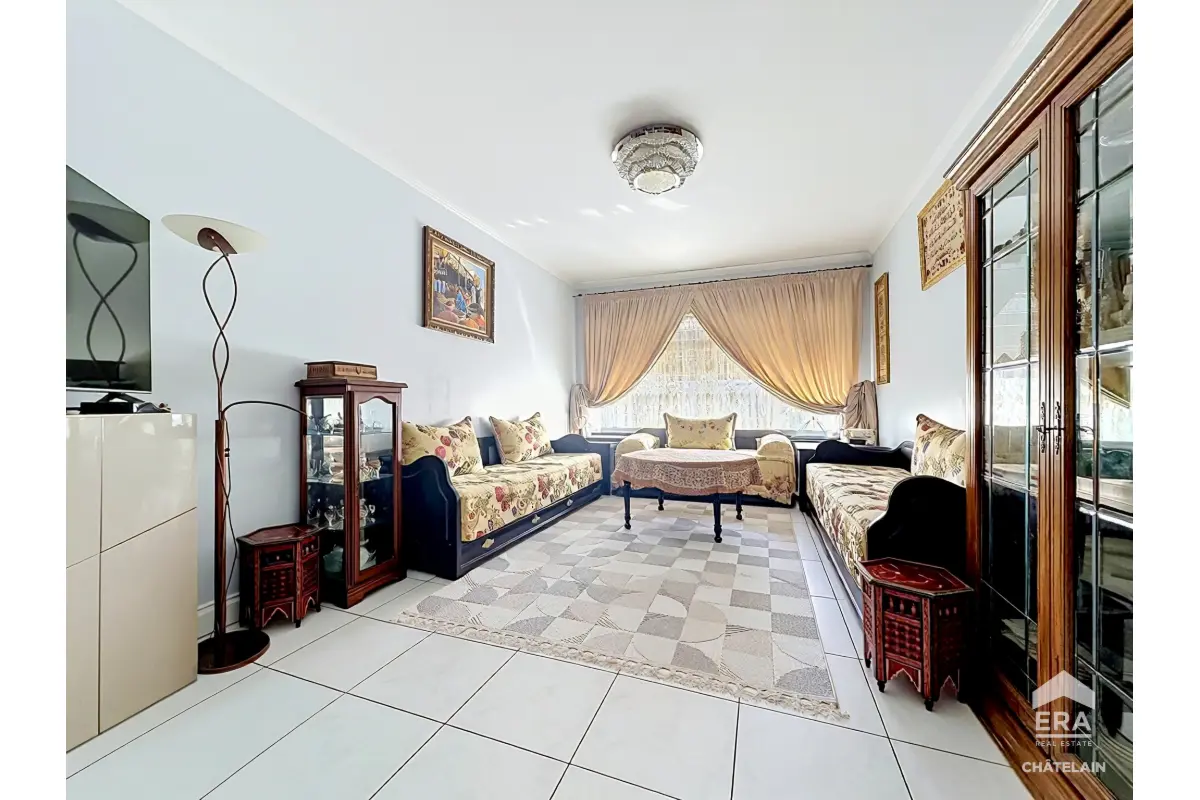 Benedenverdieping te  koop in Vorst 1190 375000.00€ 3 slaapkamers 106.00m² - Zoekertje 778989