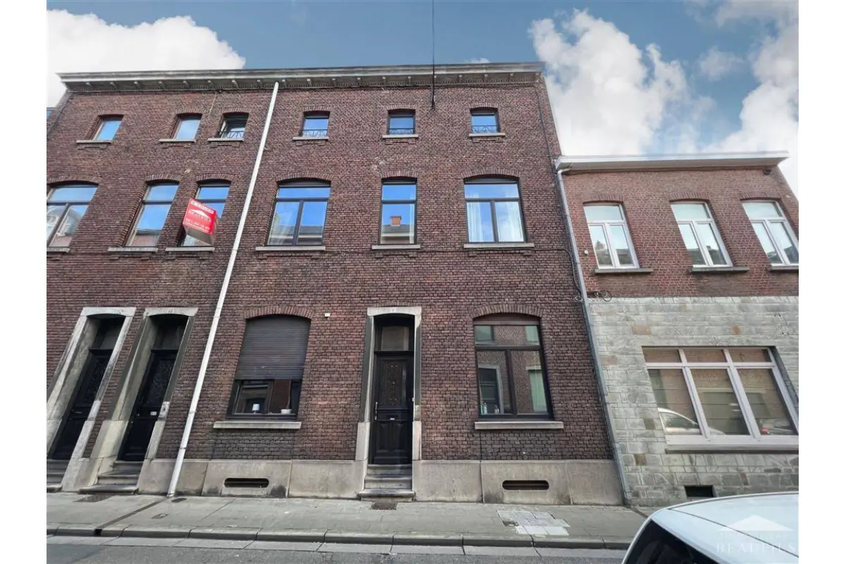 Huis te  huur in Nijvel 1400 1500.00€ 4 slaapkamers 232.00m² - Zoekertje 780224