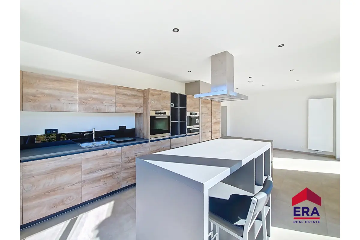 Huis te  huur in Tihange 4500 990.00€ 2 slaapkamers 101.00m² - Zoekertje 780002