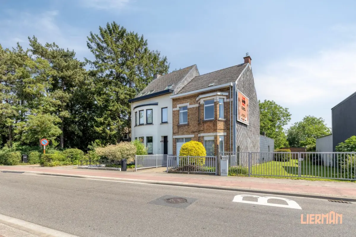Château à vendre à Alost 9300 297000.00€ 4 chambres 185.00m² - annonce 780226