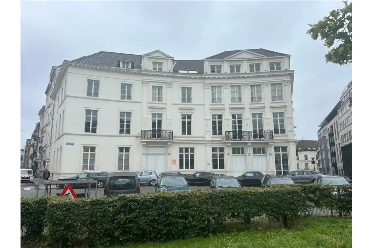 Appartement à vendre à Bruxelles 1000 310000.00€ 1 chambres 60.00m² - annonce 780215