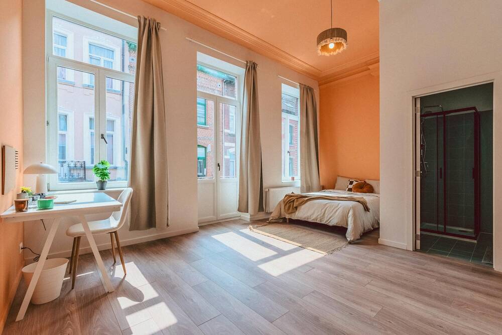 Appartement à louer à Saint-Josse-ten-Noode 1210 785.00€ 1 chambres 350.00m² - annonce 780537